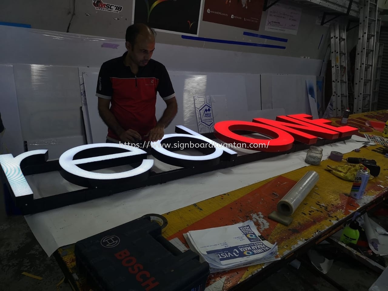 REDONE OUTDOOR 3D LED FRONTLIT SIGNAGE AT KUANTAN AIR PUTIH 