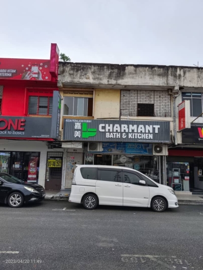 Signboard-aluminium ceiling trim with 3D Lettering aluminium box up