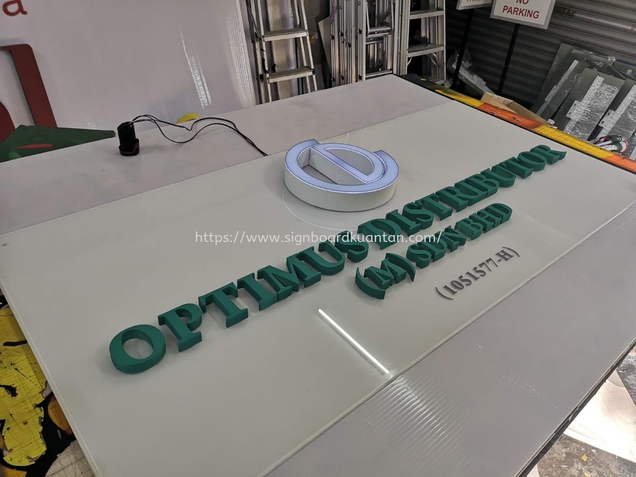 OPTIMUS DISTRIBUTOR INDOOR ACRYLIC POSTER FRAME WITH 3D LED FRONTLIT LOGO & 3D LETTERING SIGNAGE 