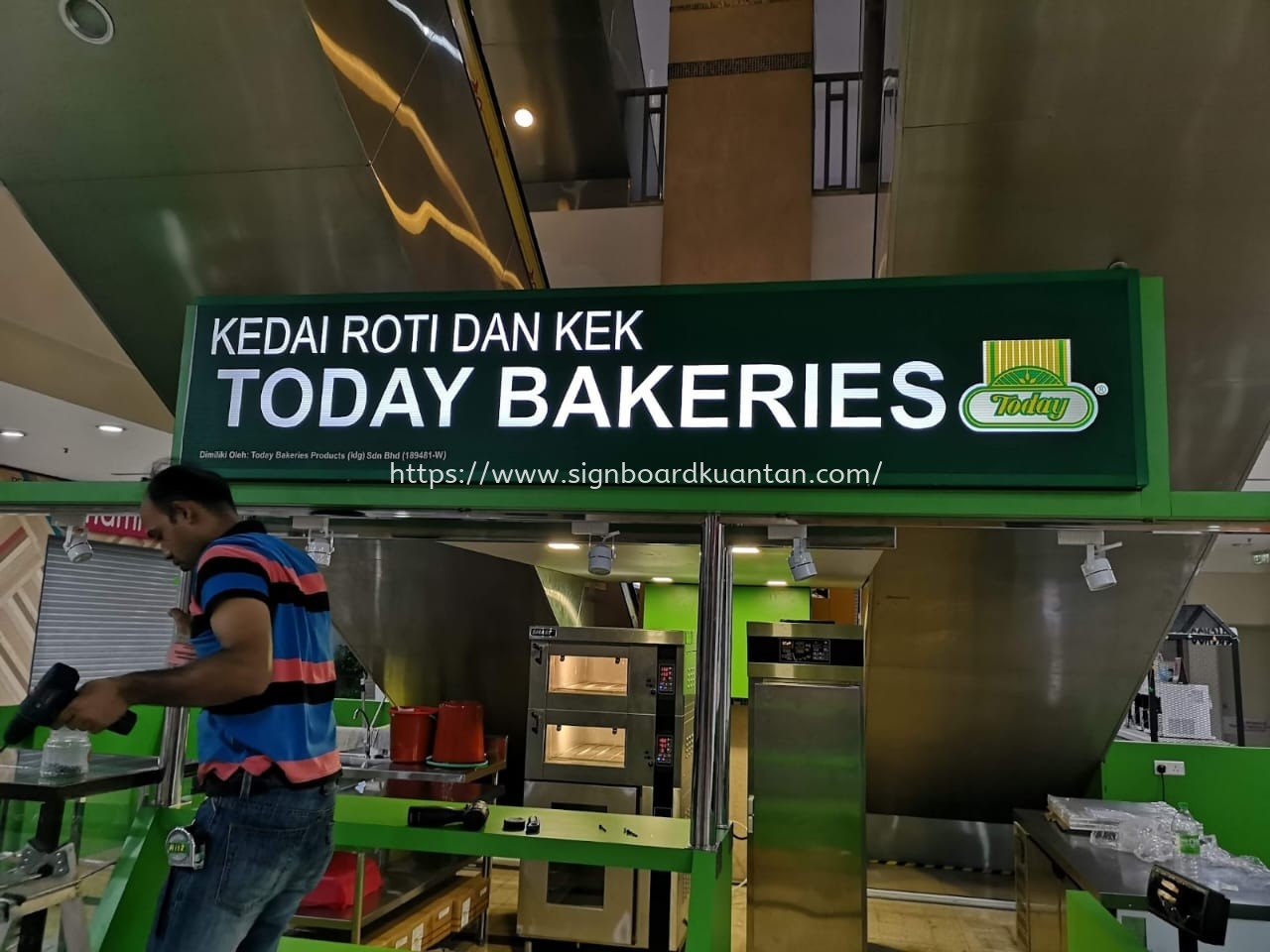 TODAY BAKERIES KEDAI ROTI DAN KEK INDOOR 3D LED FRONTLIT SIGNAGE AT KUANTAN AIR PUTIH 