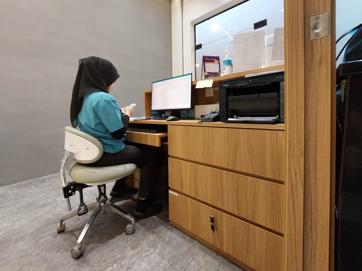 Reception Counter Design| Dental Clinic | Clinic Renovation- Commercial Design - Interior Design - One Stop Renovation Services - KSL City Mall Johor Bahru Dental Clinic Design Commercial Design Interior Design