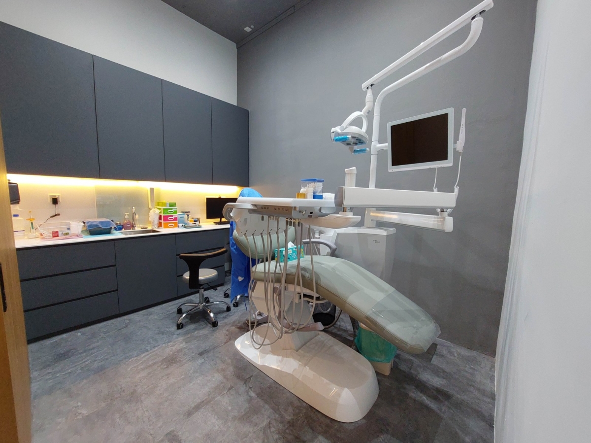 Surgery Room Design| Dental Clinic | Clinic Renovation- Commercial Design - Interior Design - One Stop Renovation Services - KSL City Mall Johor Bahru Dental Clinic Design Commercial Design Interior Design