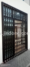  Mould Steel Collapsible Door 