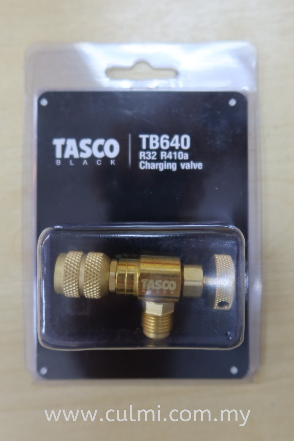 TASCO (BLACK) TB640 CHARGING VALVE (CONNECTION SIZE:5/16" / FLARE SIZE:5/16")
