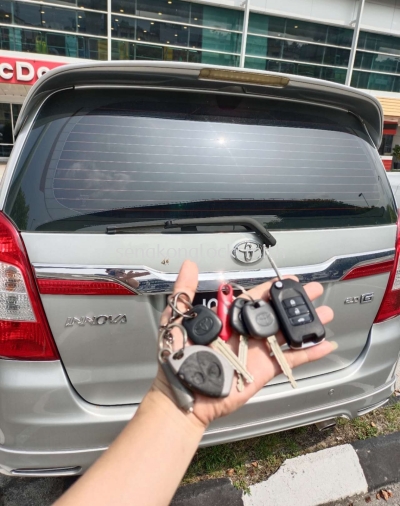 Toyota Innova car key remote control 