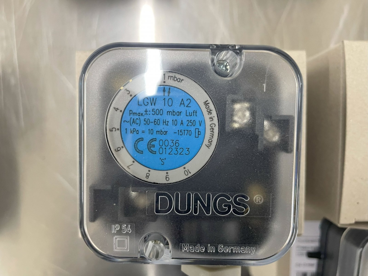 DUNGS Differential Pressure Switch LGW 10 A2 Ag-M-V9 st-se 1P (272336)