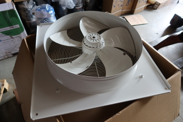 GTG SCAW SERIES WALL MOUNTED AXIAL-PROPELLER FAN (C/W CAPACITOR)