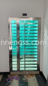 DOUBLE DOOR STAINLESS STEEL