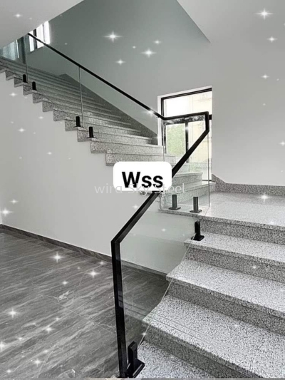 Glass Staircase Railing