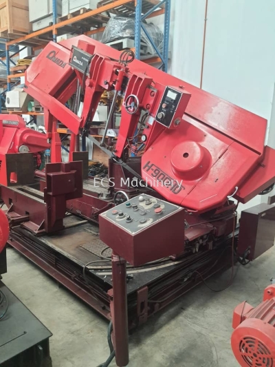 AMADA BANDSAW MACHINE