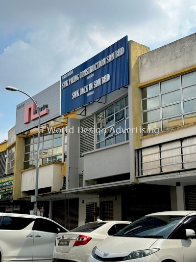 SWK PILING CONSTRUCTION SDN BHD 3D BOX UP LETTER FRONTLIT WITH ALUMINIUM STRIP CEILING BASE AT BAYU TINGGI, BUKIT TINGGI, BANDAR BOTANIC, AMBANG BOTANIC, KLANG, SELANGOR.