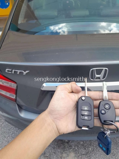 duplicate Honda car key control 