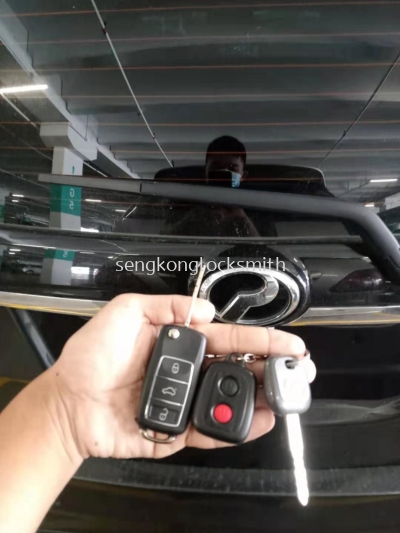 duplicate Perodua car key control 