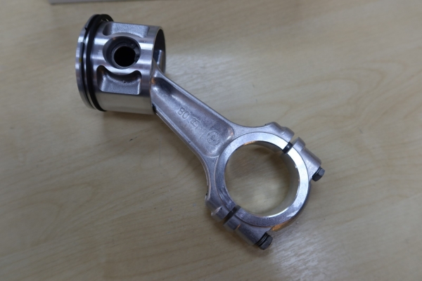 BITZER BZ 302297-24 PISTON COMPLETE (302297-24/302237-14) 1522 CONNECTING ROD WITH PISTON COMPLETE