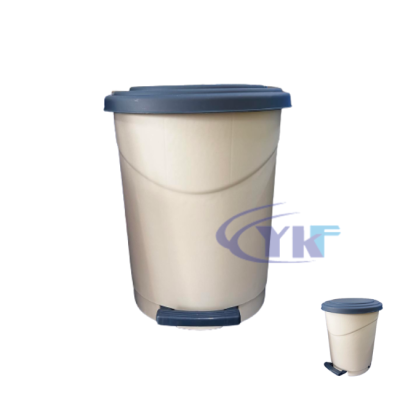 YKF Step On Bin 10L (Plastic Type)