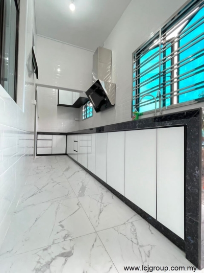 Rujukan Kabinet Dapur Aluminium