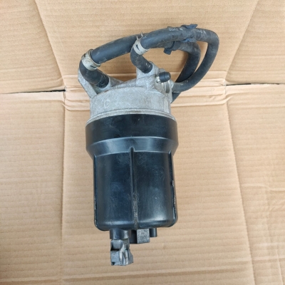 ISUZU NPR 
FUEL FILTER HOUSING
(USED)