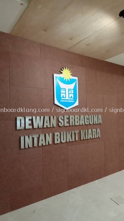 Dewan Serbaguna Indoor Stainless Steel Silver Hairline Box Up 3D Lettering Indoor Signage At Kuala Lumpur 