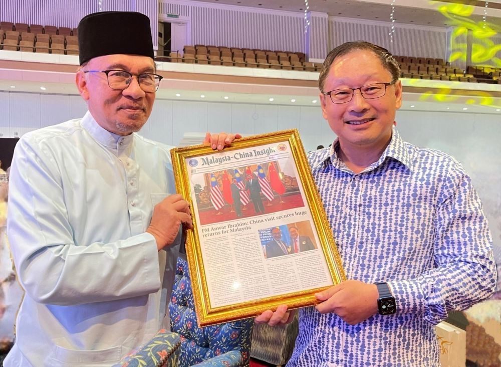  马来西亚首相会见广升集团总裁拿督李中平