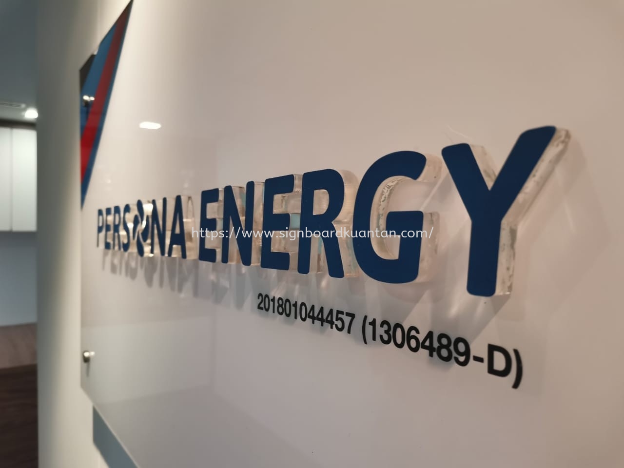 PERSONA ENERGY INDOOR 3D LETTERING ACRYLIC & ACRYLIC POSTER FRAME AT KUANTAN