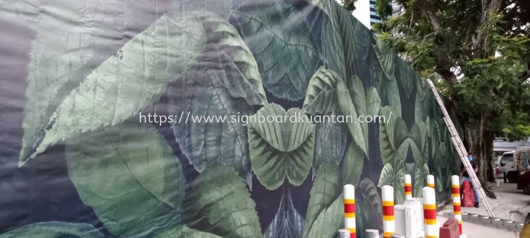 TROPICAL LEAF HOARDING PROJECT SIGNBOARD AT DATO KERAMAT JELUTONG PENANG MALAYSIA