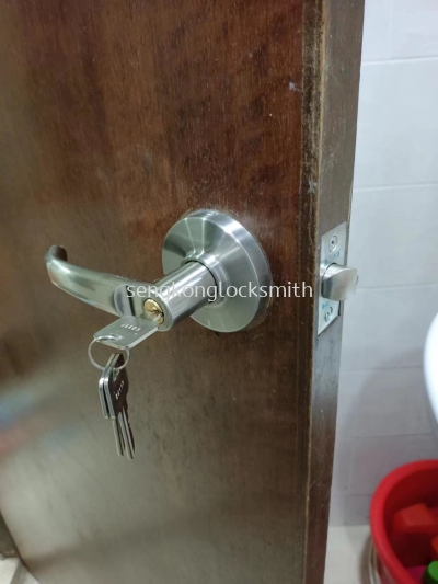 we have out door service installation door lock 