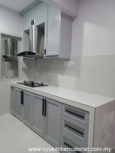 Kabinet Dapur Nyatoh Warna Kelabu