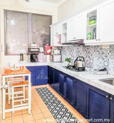 Kabinet Dapur Nyatoh Warna Biru & Putih