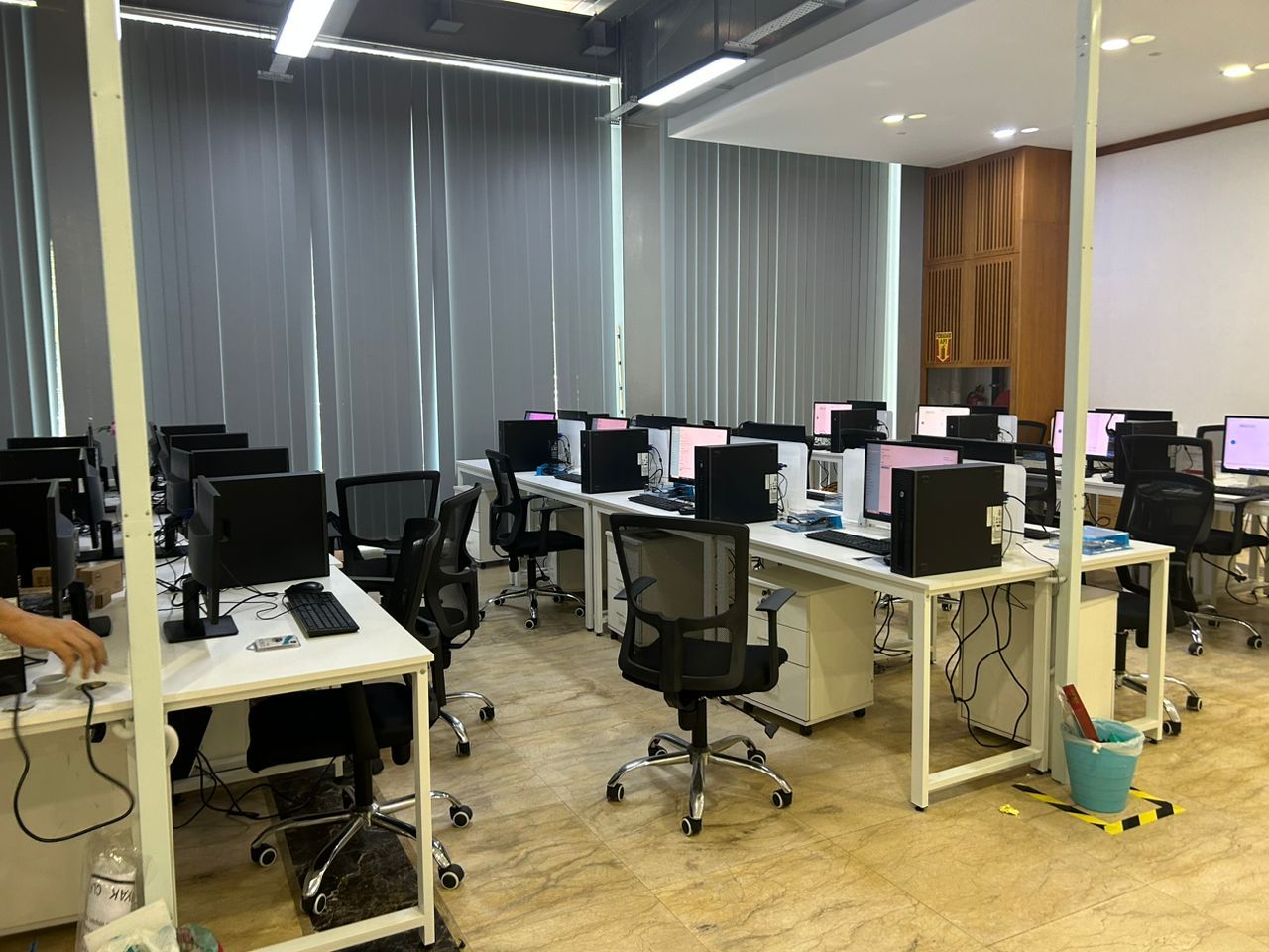 Expert Technicians Successfully Deploy PCs at Client Premises