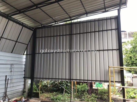 Before and After Job Done: To Fabrication, Supply and Install Factory Awning Metal Deck Paint - Telok Gong