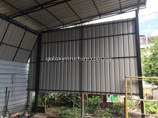 Before and After Job Done: To Fabrication, Supply and Install Factory Awning Metal Deck Paint - Telok Gong