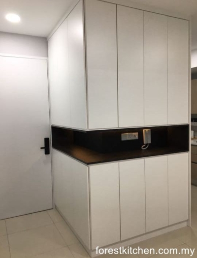 Kabinet Kasut Tempat Pintu Masuk