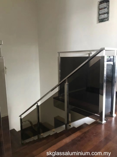 Staircase Railing Design - Damansara