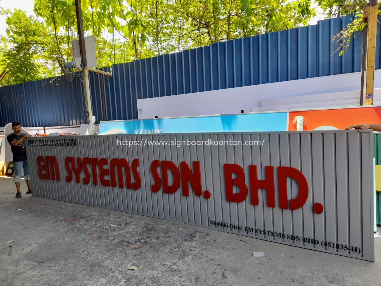 EM SYSTEMS SDN. BHD. ALUMINIUM PANEL 3D BOX UP FRONTLIT- BACKLIT LETTERING SIGNAGE AT IPOH PERAK