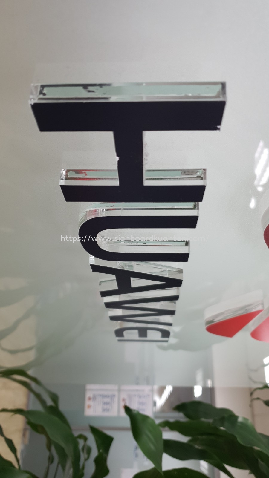 HUAWEI 3D ACRYLIC LETTERING-LASER CUT OUT LETTERING AT JELUTONG PENANG MALAYSIA