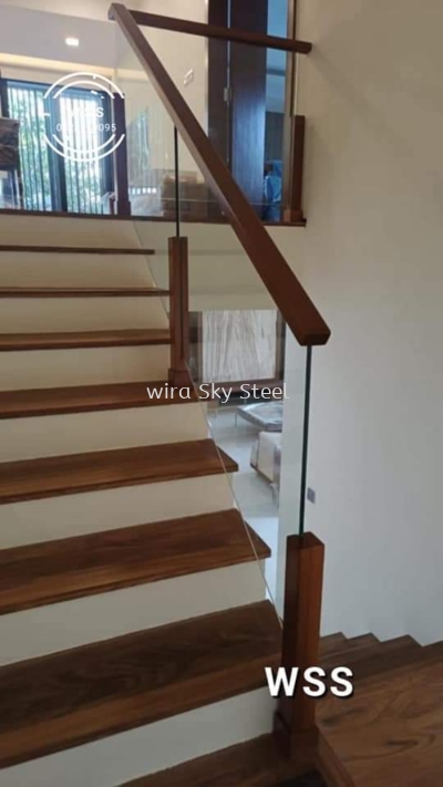 Glass Staircase Railing