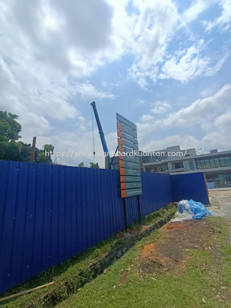 CONSTRUCTION PROJECT SIGNBOARD AT LUBUK PAKU MARAN PAHANG MALAYSIA