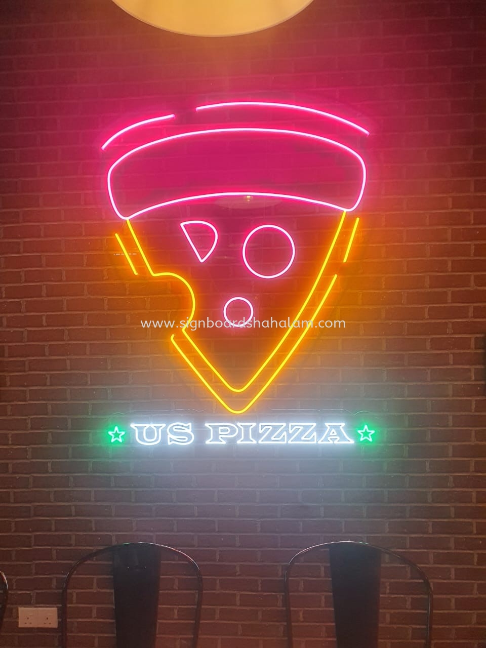 US Pizza - LED Neon Bar Signage  
