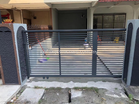 Final progress done:To modify old swing gate to sliding gate paint with accessories and install - Kapar 