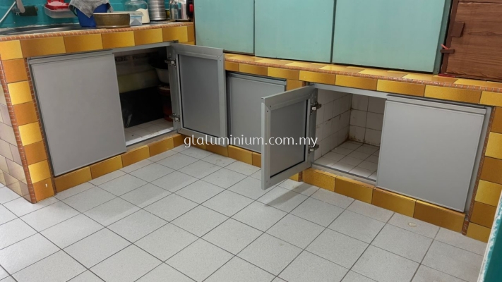 Cabinet swing door @jalan 6 Taman Len Sen Cheras 