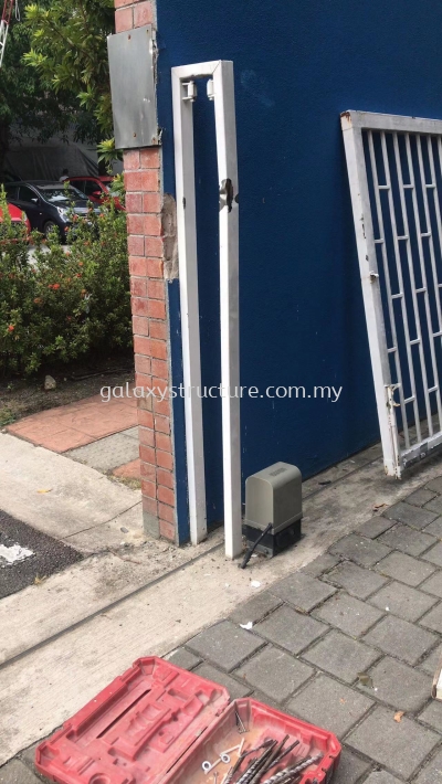 Final progress done:To repair old gate factory damage and paint - Petaling Jaya 