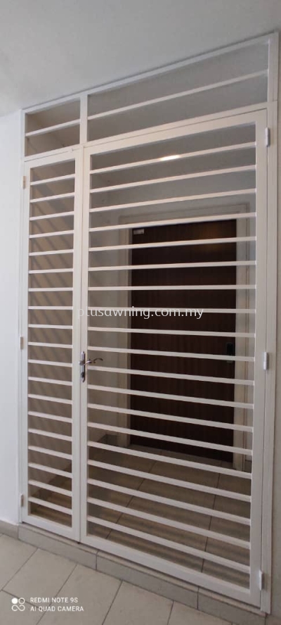 SWING DOOR GRILL @LA THEA RESIDENCE, JALAN SIERRA 10/1, BANDAR 16 SIERRA, PUCHONG, SELANGOR