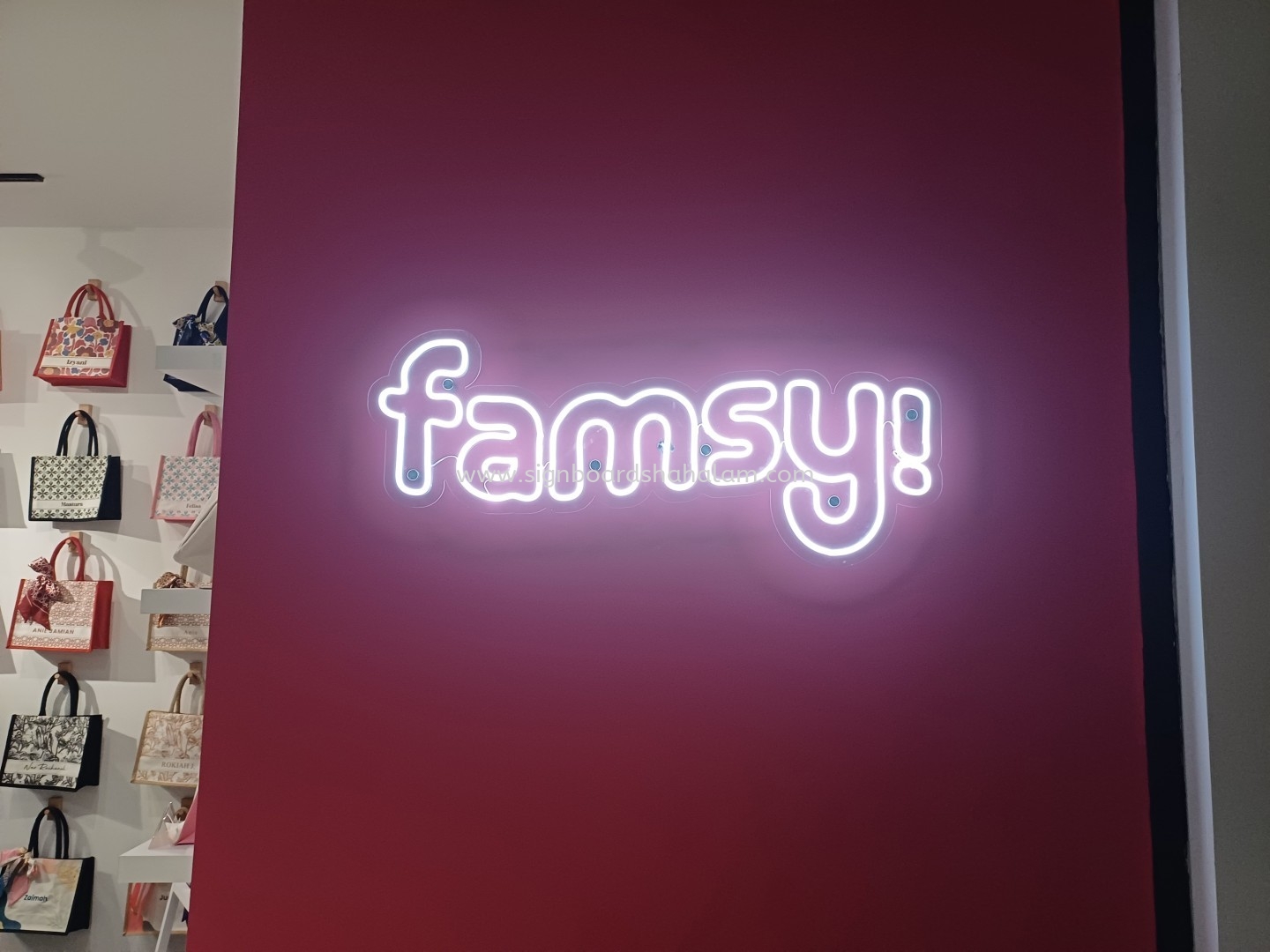 Famsy! - Indoor Neon Signage at Lalaport