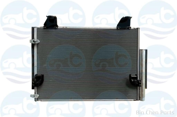 [1003030063] TOYOTA HILUX 2005 {DENSO-TG446700-8812}