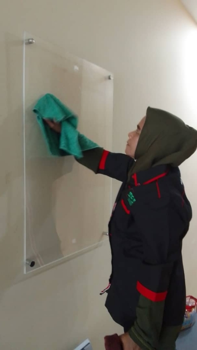 Today start 1 full time cleaner (hospitality) 