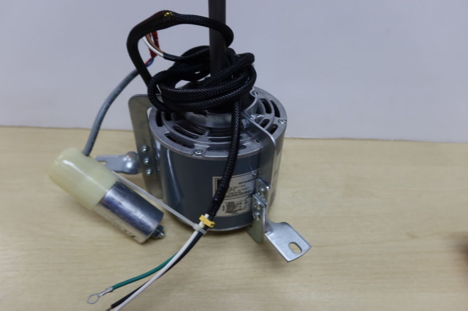 KRUGER MP150BDK5GESFS000000 MOTOR C/W CAPACITOR 10UF & BRACKET(165W 220-240V/50HZ/1PH 4P-1)(KDD8/8)