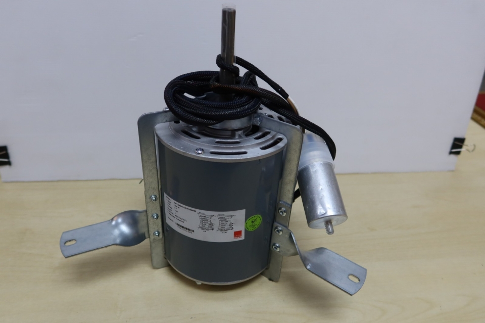 KRUGER MP230CDK1GESFS000000 MOTOR C/W CAPACIT. 20.0UF & BRAC.(709W 220-240V/50HZ/1PH 6P-1)(KDD12/12)