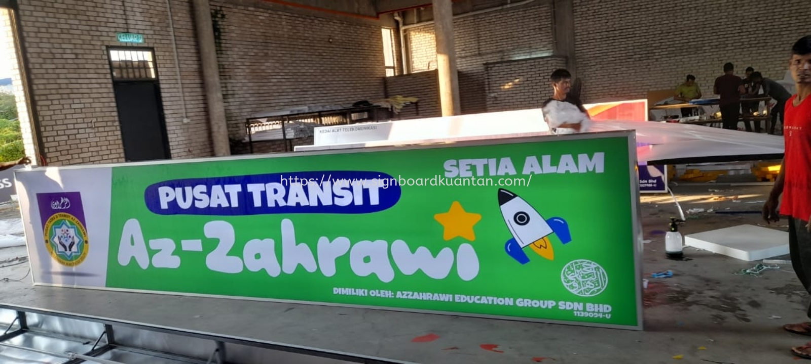 PUSAT TRANSIT AZ-ZAHRAWI OUTDOOR NORMAL LIGHTBOX AT