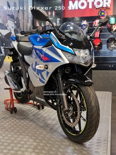 SUZUKI GIXXER SF250 GP COLOR