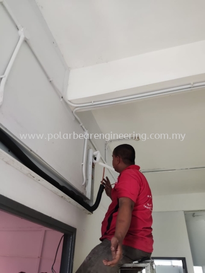 SERVICE & INSTALLATION AIRCOND FOR HOUSE AND OFFICE